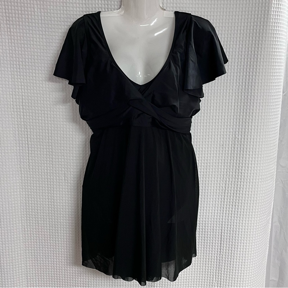 Blooming Jelly ladies black swim dress size 4XL (NWT)